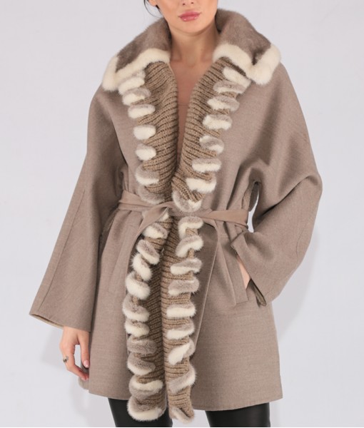 Luxury Cashmere Coat With Mink Details