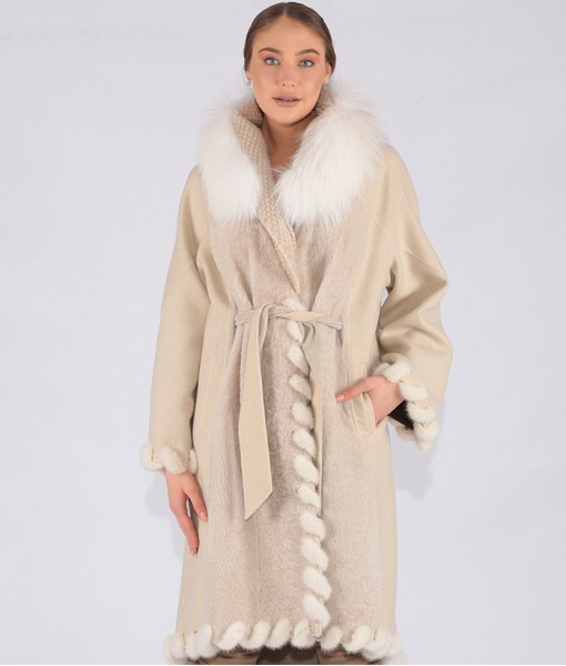 Luxury Cashmere Coat with Mink